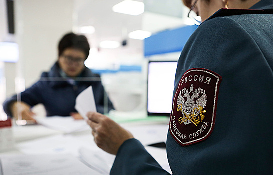 Россиянам могут поднять подоходный налог