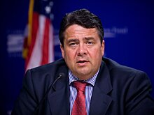 Экс-глава МИД ФРГ Габриэль назвал крупнейшим сражением грядущее контрнаступление ВСУ