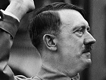 Эгоистичный и ленивый нарцисс: эксперт назвал малоизвестные факты о Гитлере