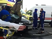 Молодой водитель погиб в страшной аварии на мосту Александра Невского