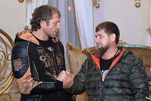 Емельяненко-младший проиграл удержавшему на спине четырех человек Кадырову