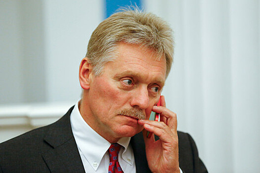 Песков призвал перепроверить информацию об увольнении учителя за стихи Хармса