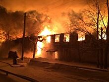 Дом в огне. Жильцы деревянного жилфонда рискуют жизнью?