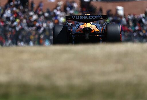 Гонщики McLaren задают темп в финальной тренировке Ф1 на Сузуке