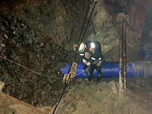 В Терновке спасатели достали мужчину из котлована