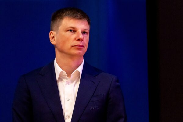 Иск Аршавина к Барановской оставили без рассмотрения