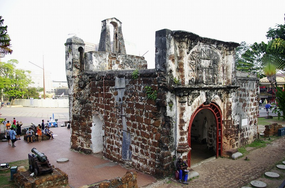 Ворота Porta De Santiago, Малакка, Малайзия