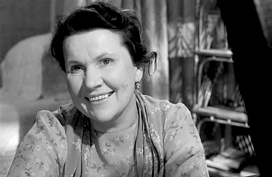 Садальский рассказал, как Нину Сазонову избил до полусмерти сын