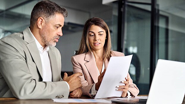 Россияне стали приходить на собеседования с родителями