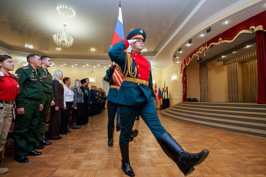 В Курске наградили бойцов и командиров 27-й бригады РХБ защиты