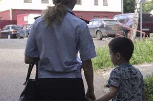 Пьяная жительница Яйского района напала на инспектора ПДН