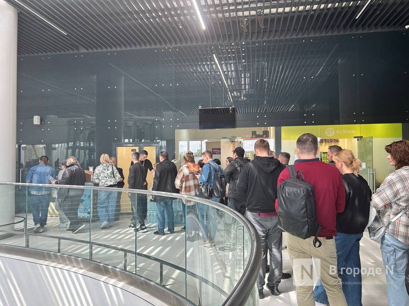 Более 2000 пассажиров застряли в аэропорту Нижнего Новгорода за сутки