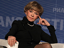 83-летнюю Веру Алентову увезли на скорой во время прощания с Анатолием Лобоцким