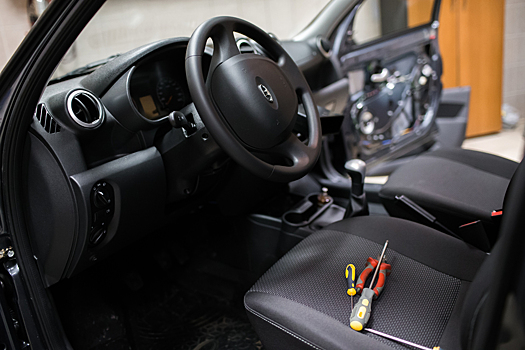 Автомобиль заглох в дороге: что проверить первым делом