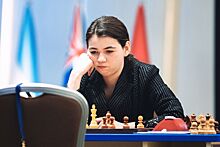 Горячкина сыграла вничью с Салимовой в 14-м туре турнира претенденток