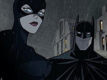 В новом отрывке из мультфильма «Бэтмен: Долгий Хэллоуин. Часть 1» можно увидеть погоню на Бэтмобиле