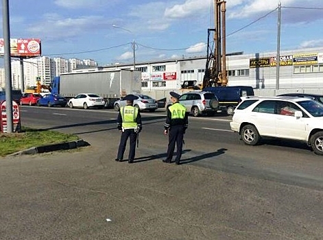 Десять нарушений выявили сотрудники дорожной политики во время рейда