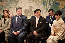 Глава фракции Порошенко заснул на встрече с японским премьером