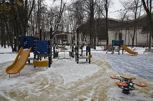 Жители Краснопахорского выбрали формат благоустройства детской площадки в поселении