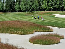 Президент Туркменистана открыл первый в стране гольф-клуб