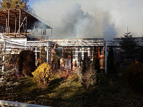 В иссык-кульском пансионате "Витязь" произошел пожар — фото
