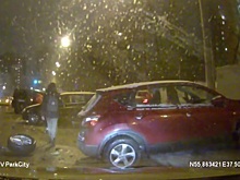 Лихач протаранил шесть автомобилей на севере Москвы