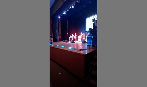 Волгоградские артисты посвятили концерт беженцам