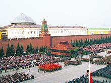 Геннадий Зюганов: На Параде Победы нельзя маскировать Мавзолей Ленина