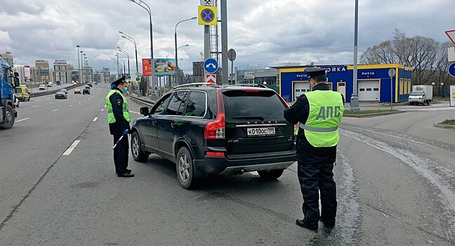 Какими требованиями ПДД пренебрегают водители