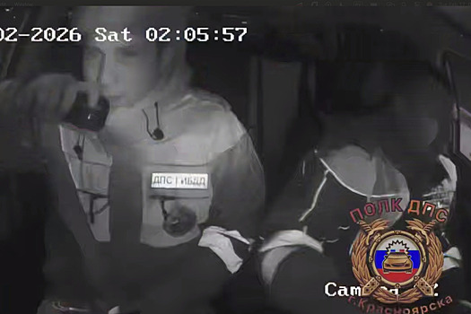 Подросток погиб, водитель госпитализирован после погони в Красноярске