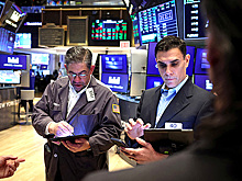 Падение доллара и рост цен на мировую нефть. Обзор финансового рынка от 24 марта