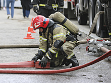 В Волгограде после падения обломков беспилотника вспыхнул пожар