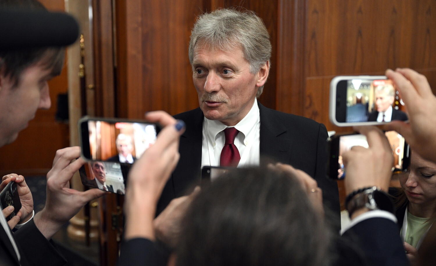 Песков заявил о моде на легковесный популизм среди политиков Европы