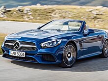 Греческий полицейский разбил своим пикапом и кувалдой Mercedes начальника