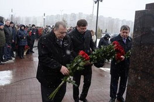 В Старом Осколе почтили память Алексея Алексеевича Угарова