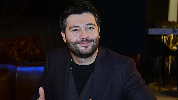 Алексей Чумаков рассказал, чем радует команду вместо 13-й зарплаты: «Вкусняшки человеческие»