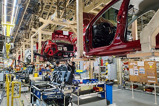 АвтоВАЗ может выпустить в 2026 году в два раза больше Lada - до 600 тысяч авто