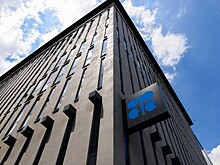 Саудовская Аравия стремится к более серьезному сокращению добычи нефти в рамках ОПЕК+