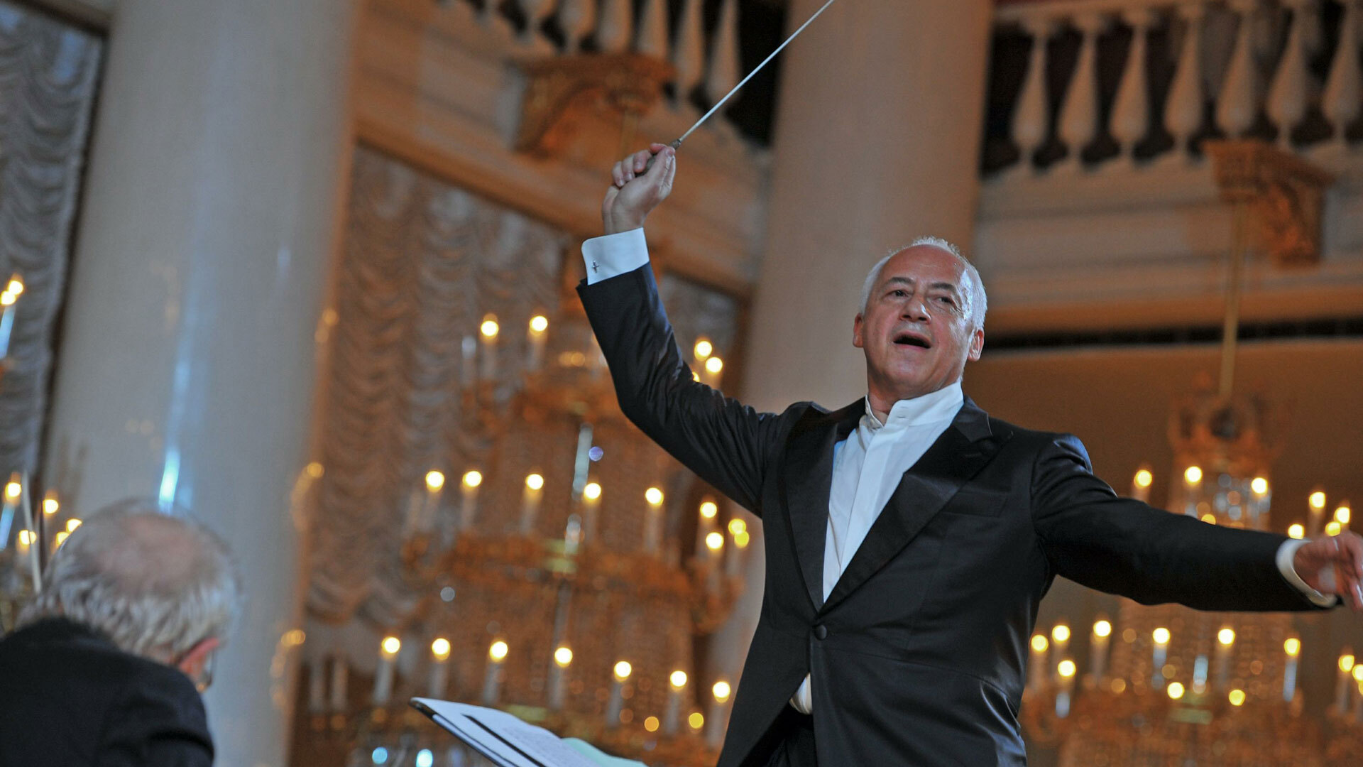 Владимир Спиваков во время бала Дебютанток Tatler,  22 октября 2012 года