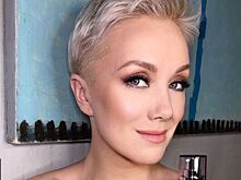 Мороз поразила образом в шелковом платье на премии «Золотая маска»