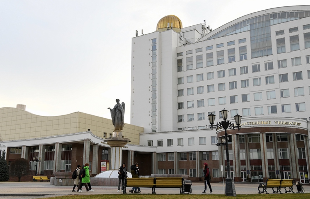 Гладков сообщил о проблемах с горячей водой в Белгороде