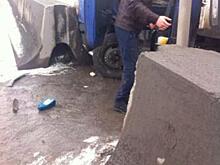 В Тюмени пьяный водитель протаранил автобус
