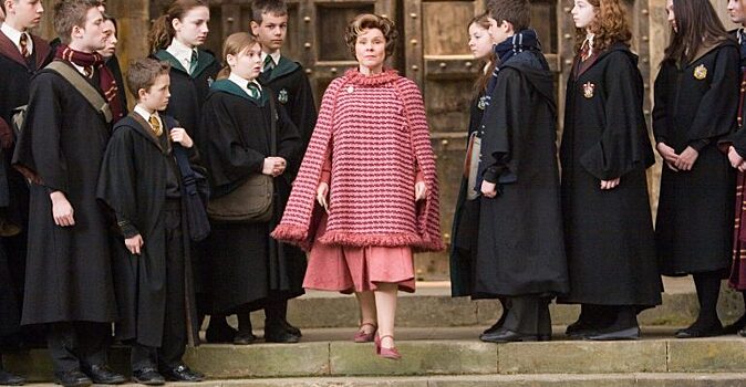 «Школа, в которой мечтают побывать многие фанаты Гарри Поттера»: интересные факты о Хогвартсе (часть 2)
