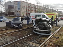 В Екатеринбурге в ДТП погибла 45-летняя женщина