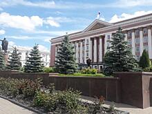 Заместители губернатора Курской области Алексей Смирнов и Алексей Дедов награждены грамотами ДНР за вклад в восстановление республики