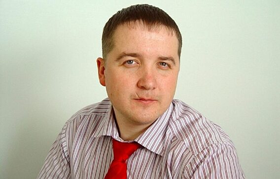 Екатеринбурженка дала своим детям фамилию офицера, зарезавшего их отца