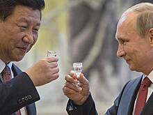 Путин обсудил с Китаем гибридную войну с США