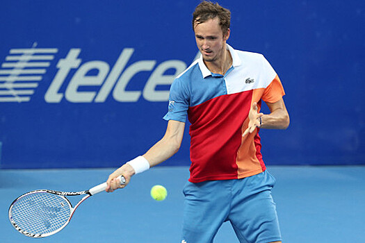 Надаль обыграл Медведева и вышел в финал турнира в Акапулько