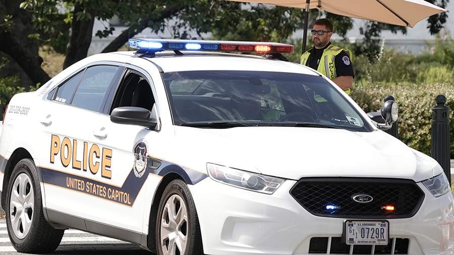 Девять человек пострадали при стрельбе возле университета в штате Индиана