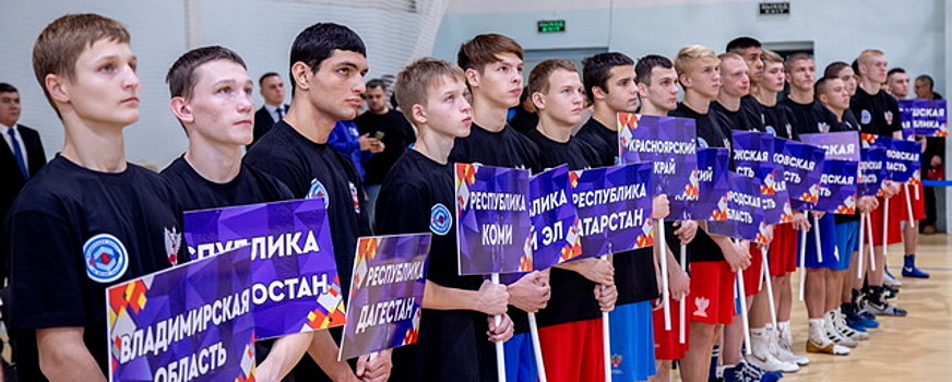 В Чебоксарах проходит Первенство по боксу памяти главы Чебоксар Олега Кортунова